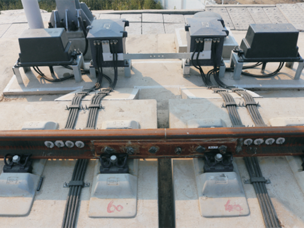 轨旁设备安装案例